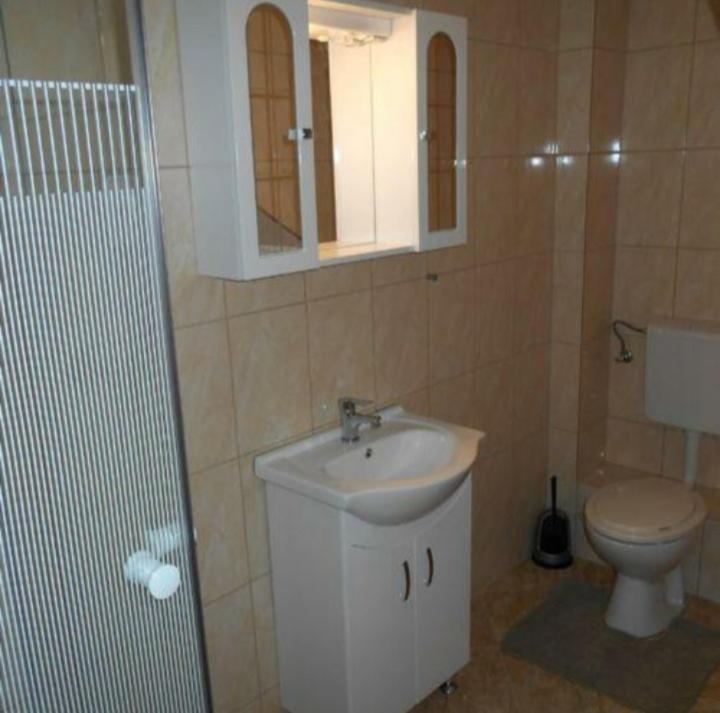 شقة بودابست  في Apartman Vorosmarty المظهر الخارجي الصورة