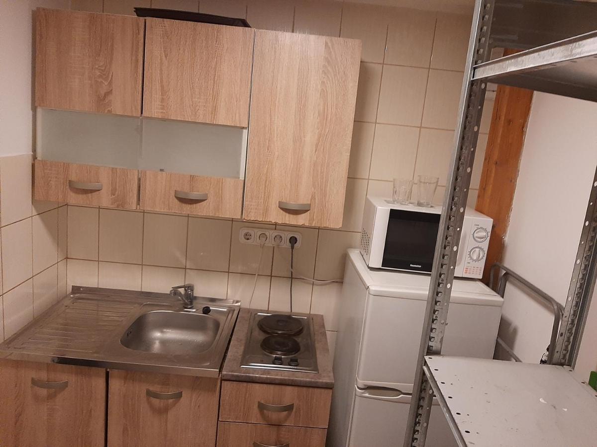 شقة بودابست  في Apartman Vorosmarty المظهر الخارجي الصورة