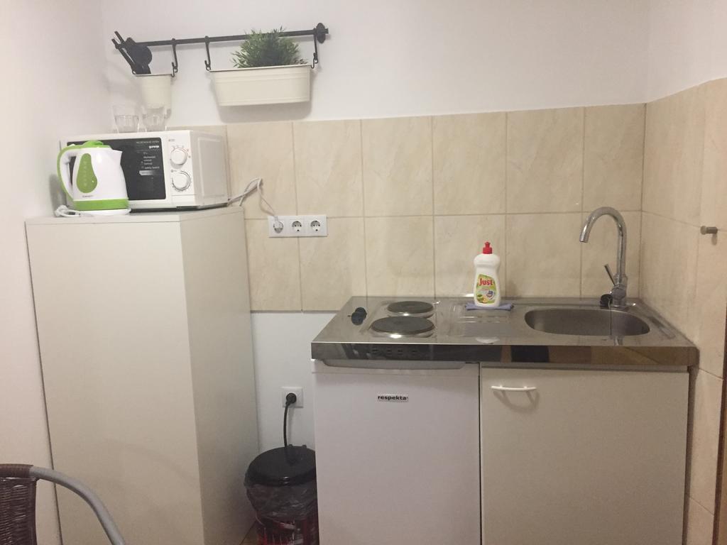 شقة بودابست  في Apartman Vorosmarty المظهر الخارجي الصورة