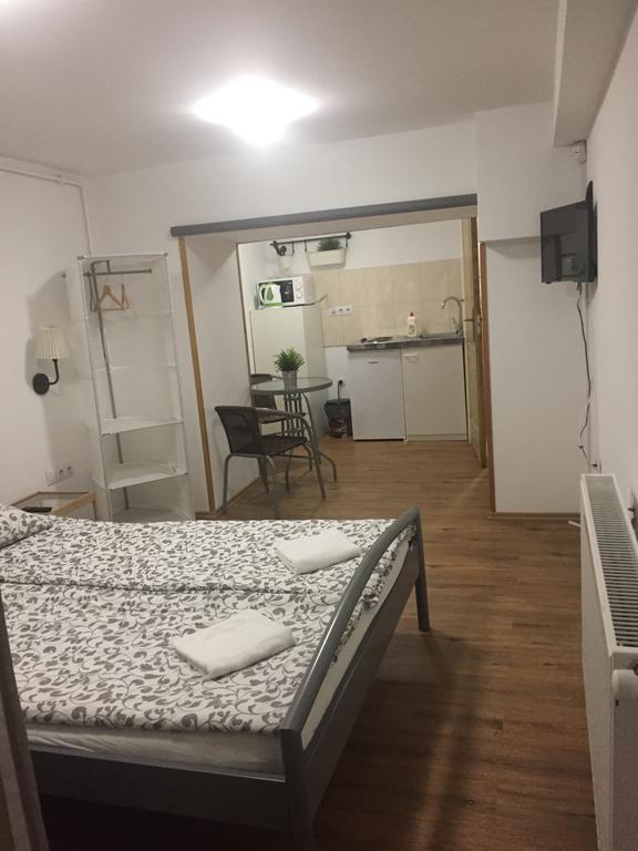 شقة بودابست  في Apartman Vorosmarty المظهر الخارجي الصورة