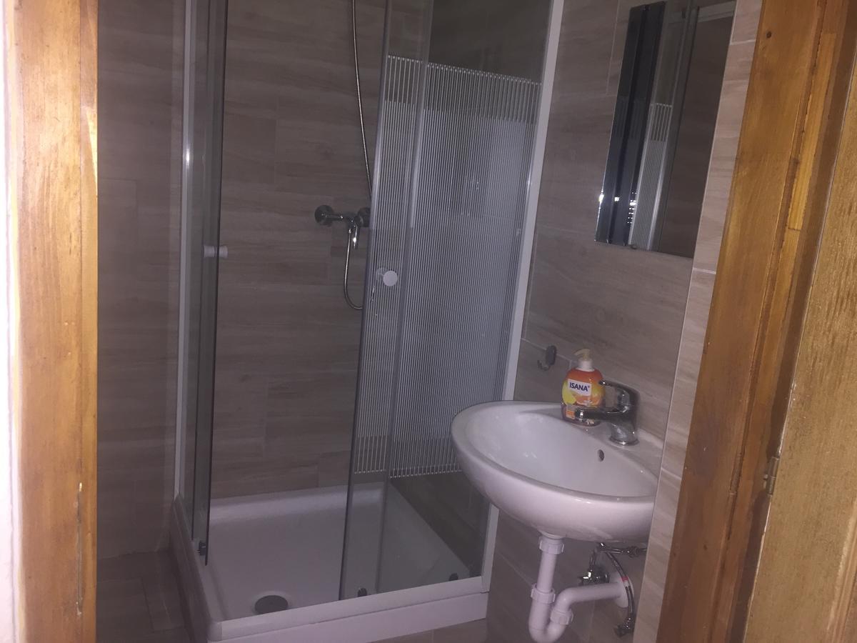 شقة بودابست  في Apartman Vorosmarty المظهر الخارجي الصورة
