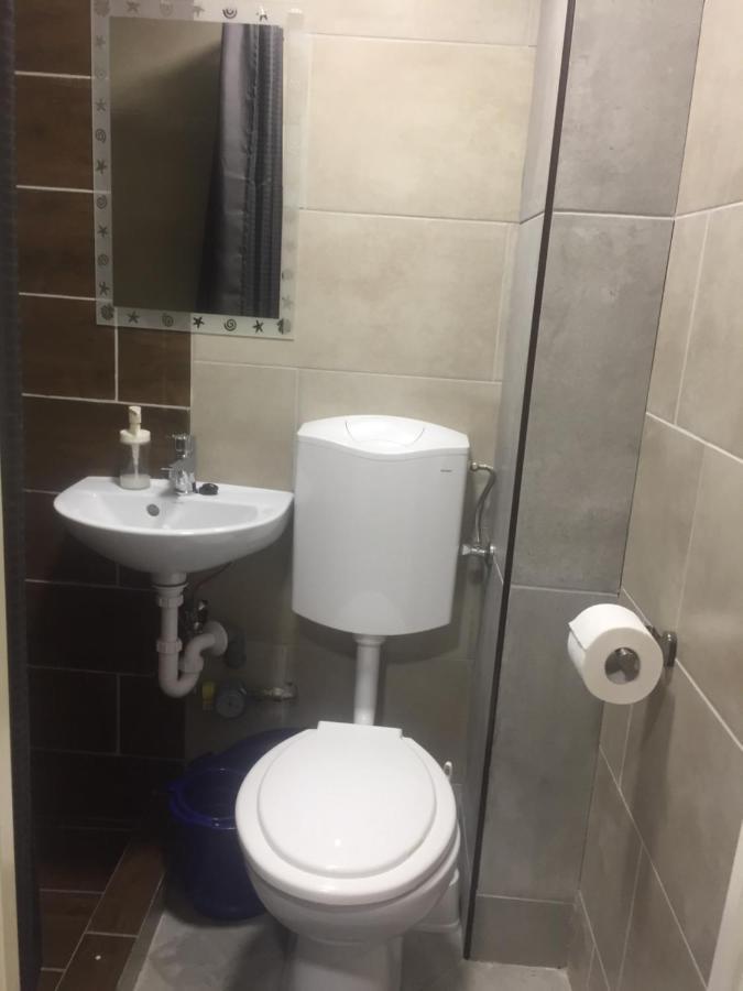 شقة بودابست  في Apartman Vorosmarty المظهر الخارجي الصورة